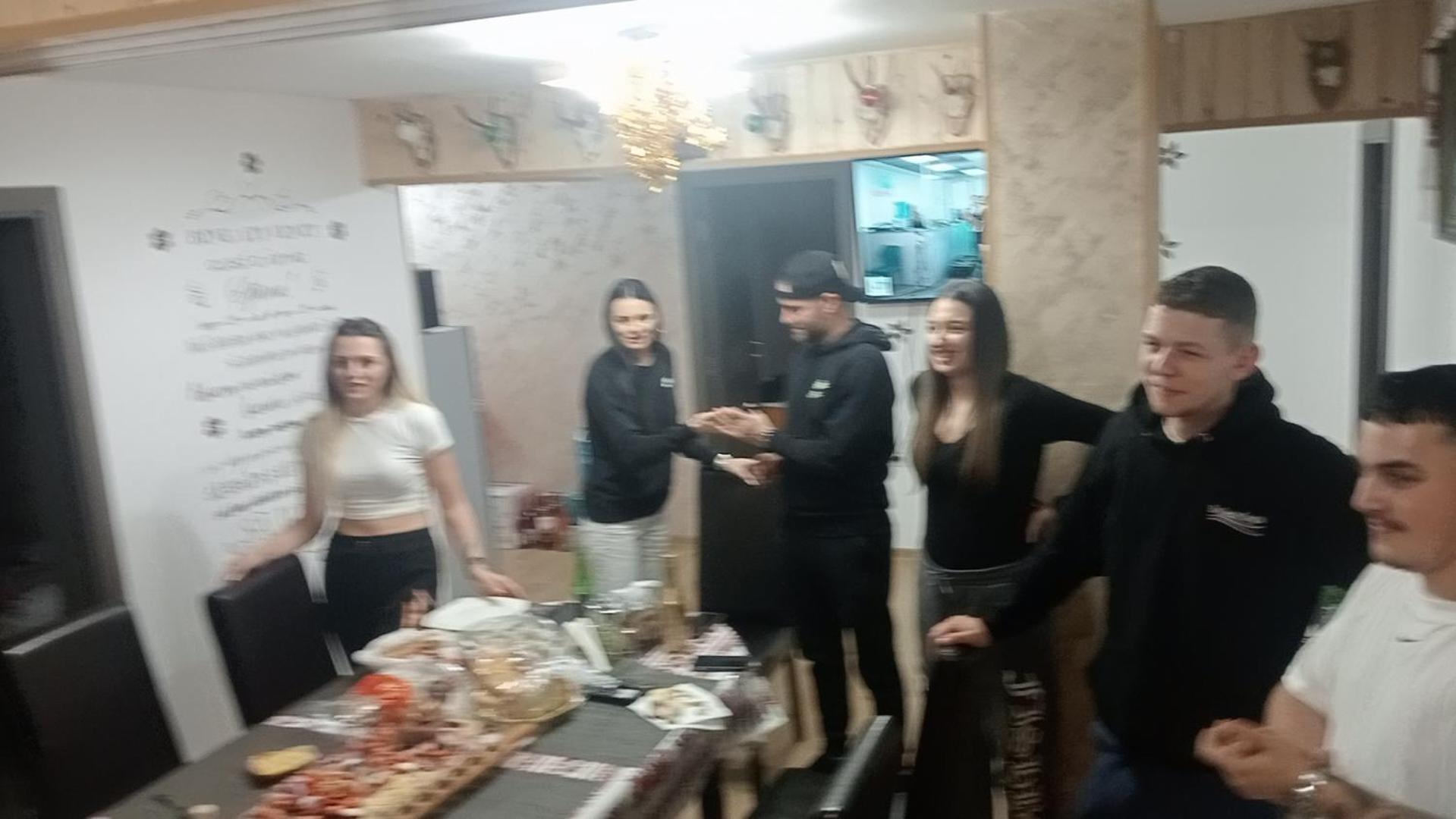 ヴァトラ・ドルネイ Casa Vasyゲストハウス エクステリア 写真